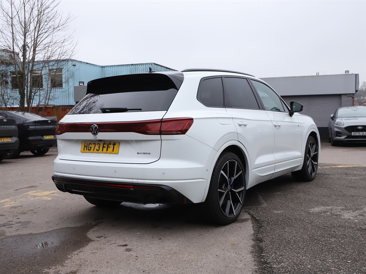 V6 TSI EHYBRID 4MOTION TIP