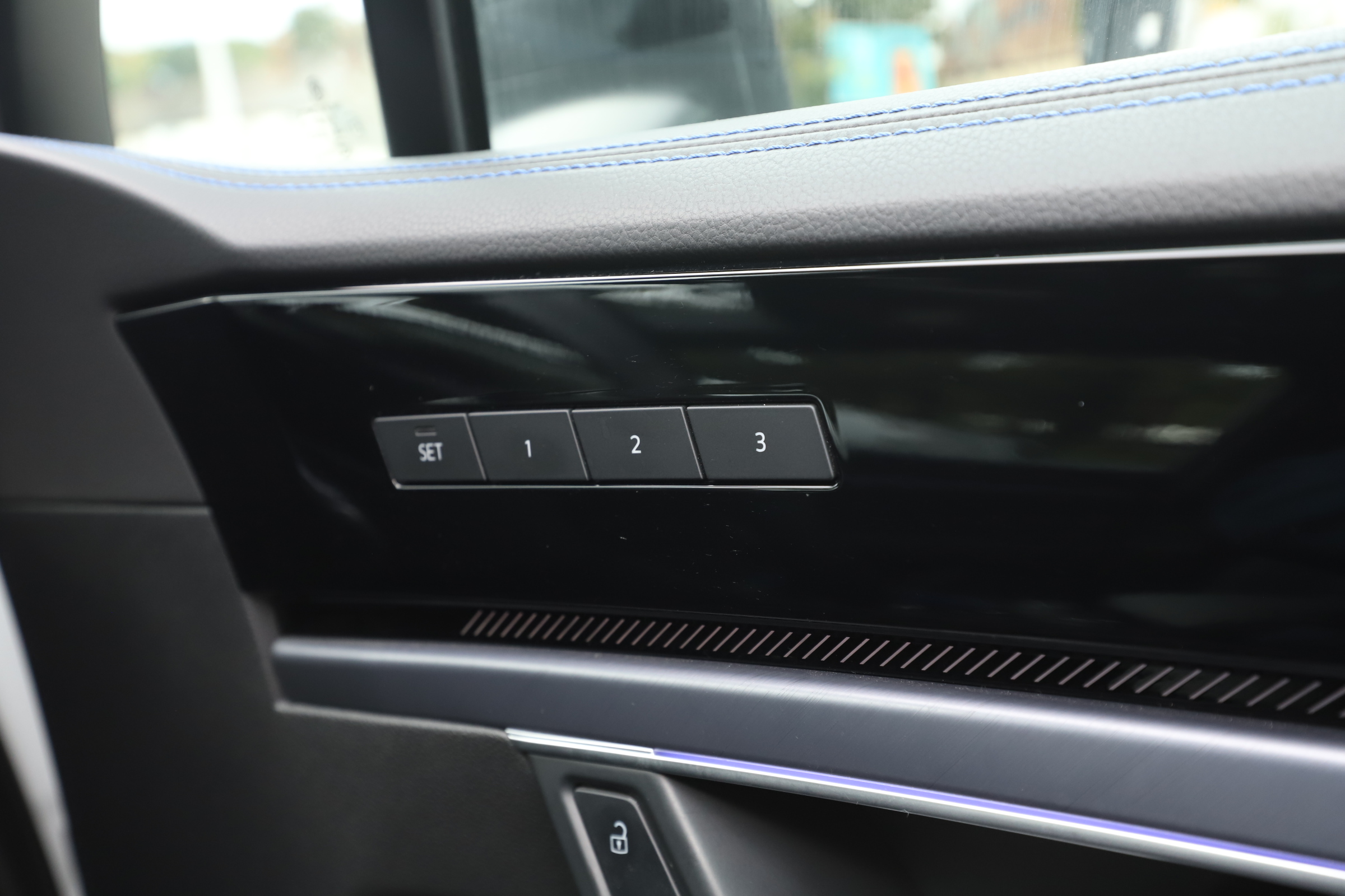 V6 TSI EHYBRID 4MOTION TIP