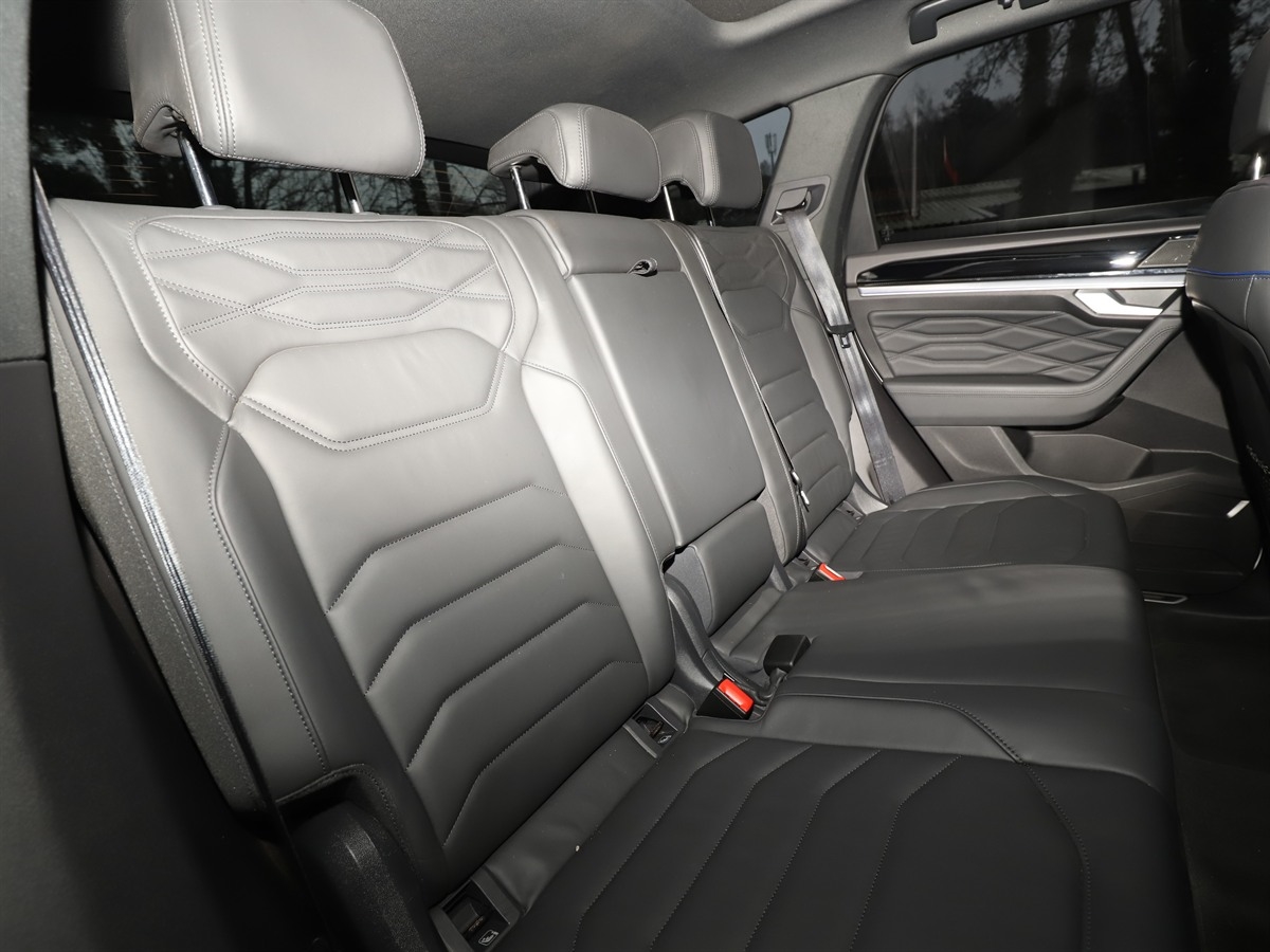 V6 TSI EHYBRID 4MOTION TIP