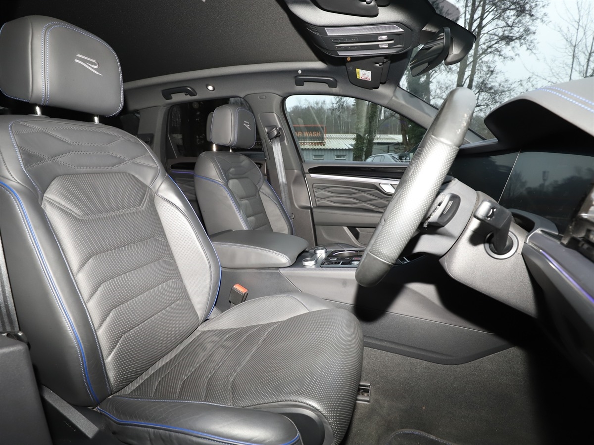 V6 TSI EHYBRID 4MOTION TIP