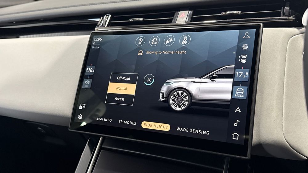 LAND ROVER RANGE ROVER VELAR