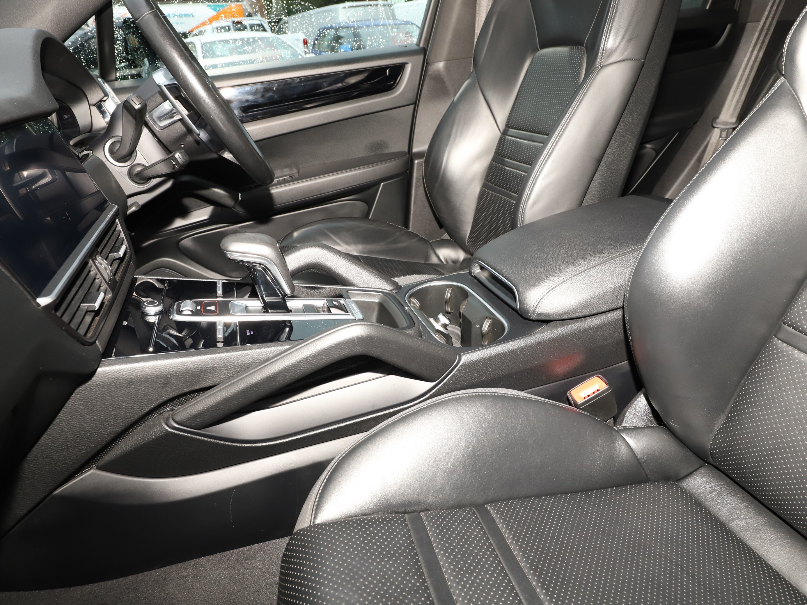 E-HYBRID TIPTRONIC S