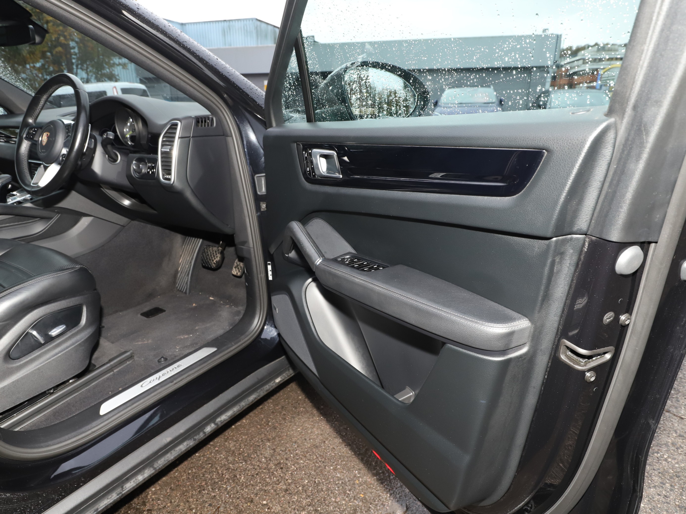 E-HYBRID TIPTRONIC S