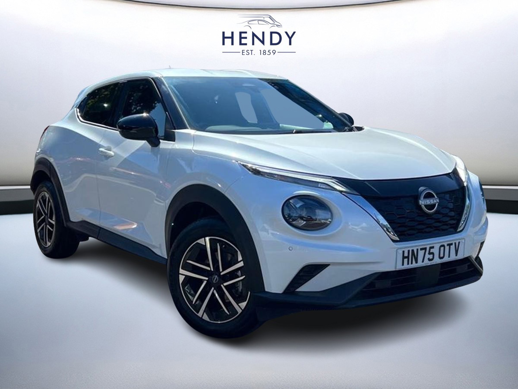 Nissan Juke listing photo