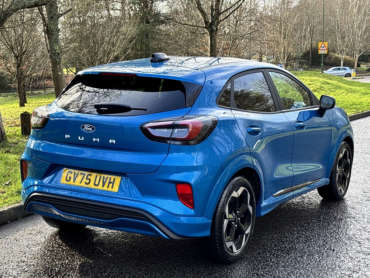 FORD PUMA 123KW 43KWH PREMIUM AUTOMATIC ELECTRIC 2,500 MILES 2025 FORD HORSHAM PRICE 22,563...