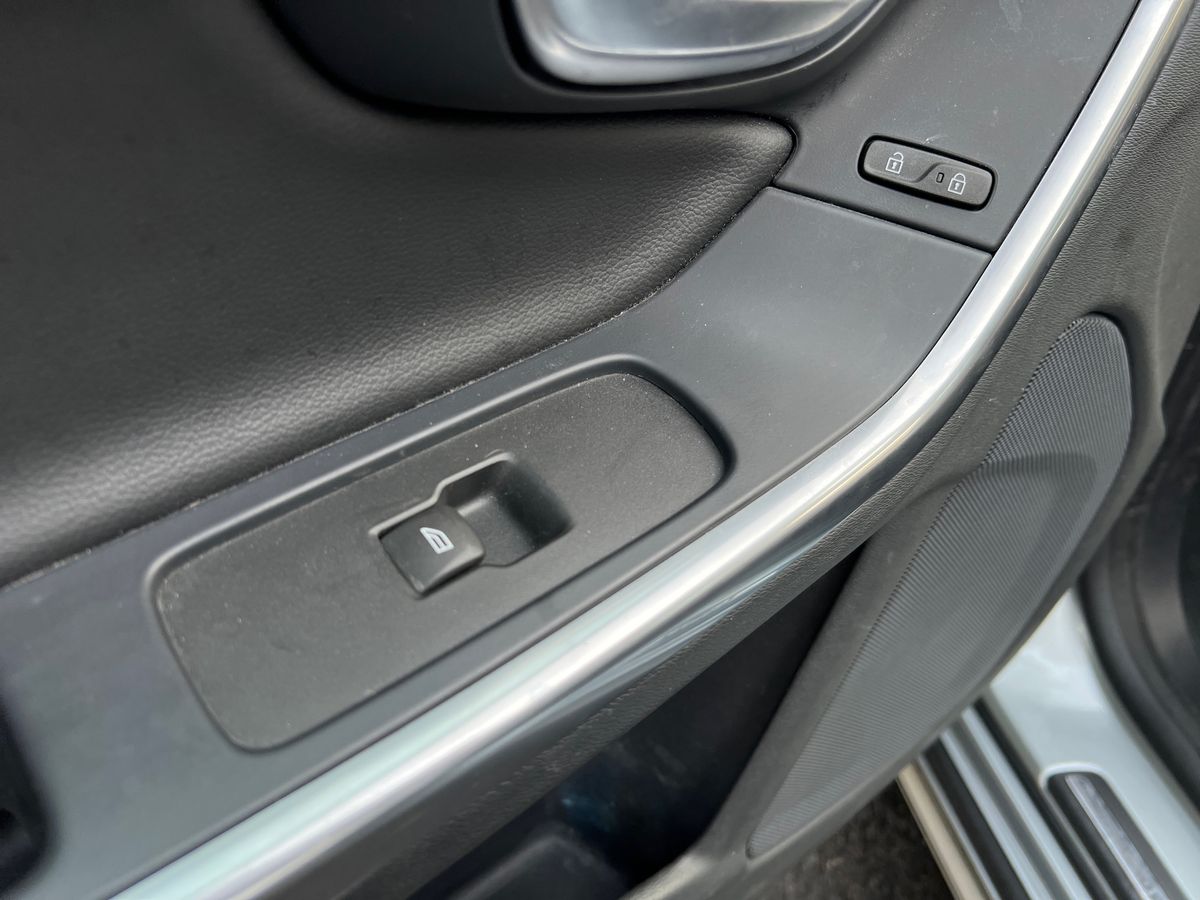 D4 190 AWD GEARTRONIC