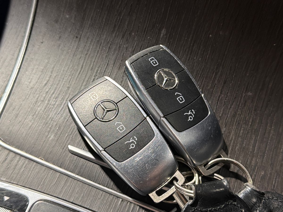 GLC 300E 4MATIC PREM PLUS 9G-TRONIC