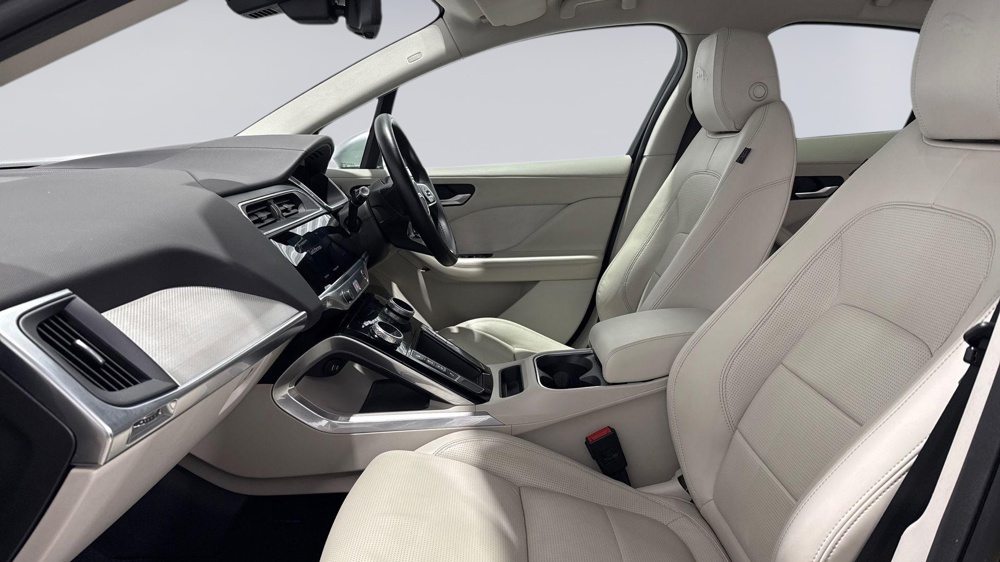 JAGUAR I-PACE