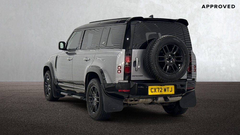 LAND ROVER DEFENDER