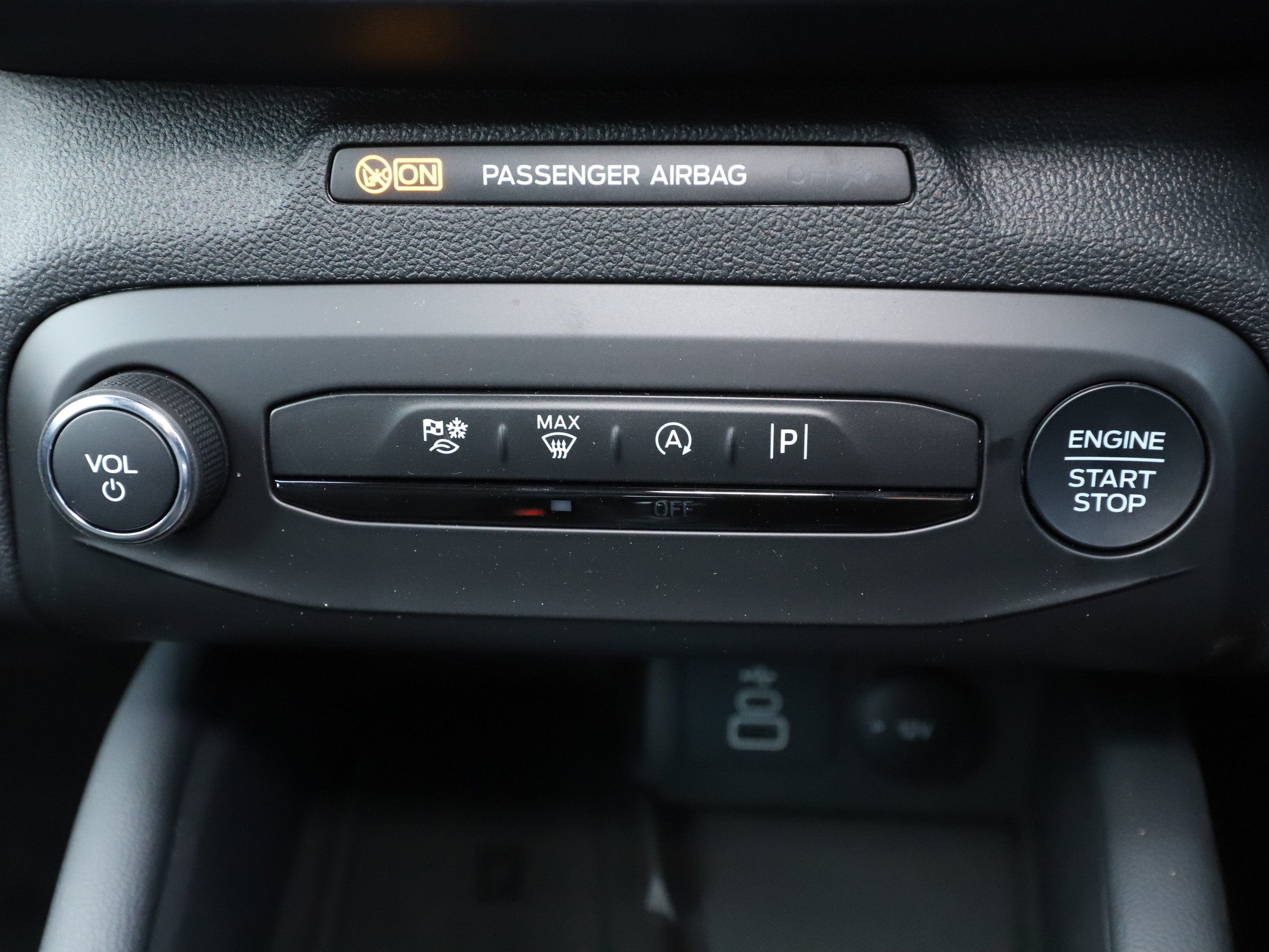 ECOBOOST HYBRID MHEV 155