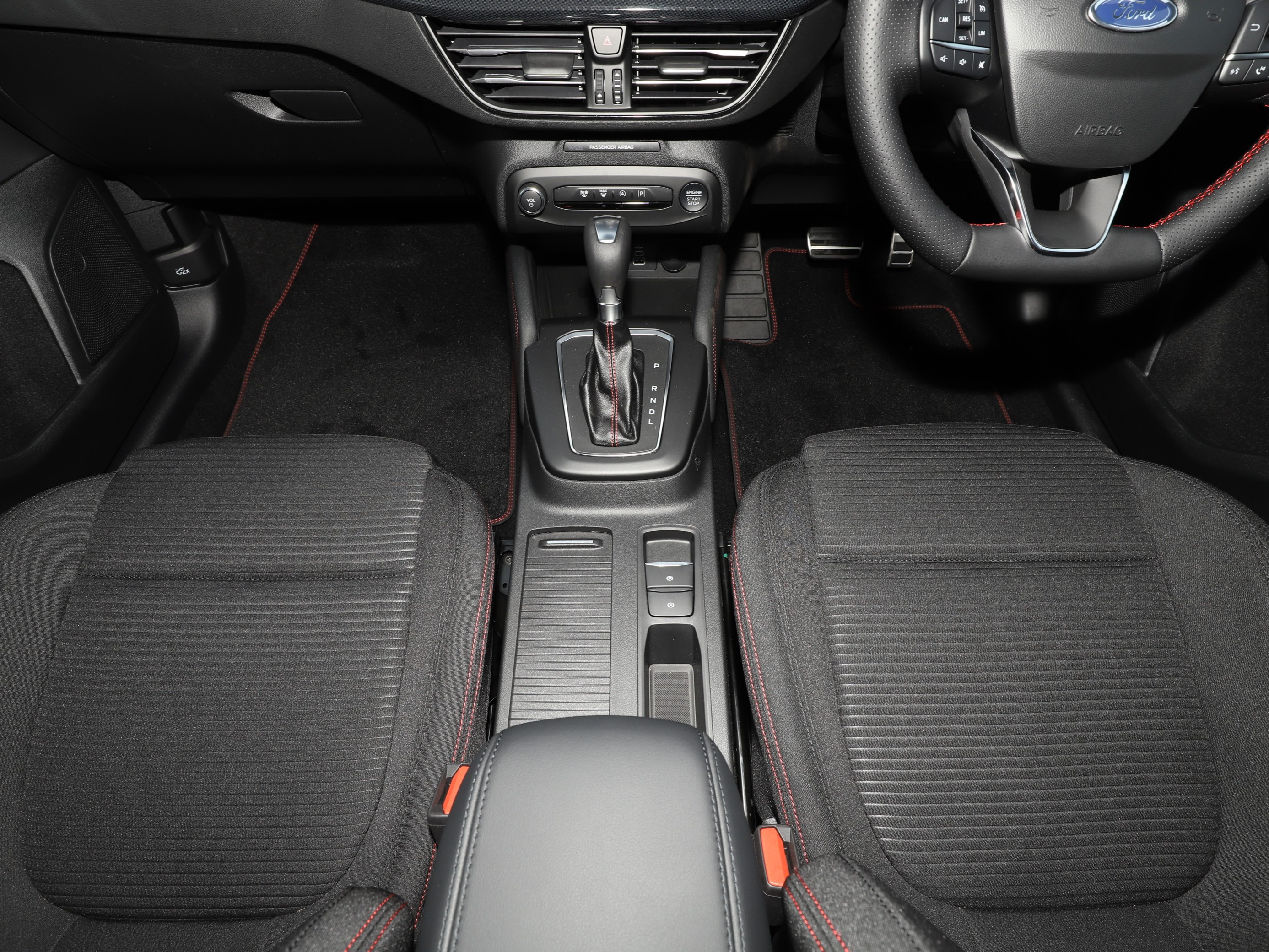 ECOBOOST HYBRID MHEV 155