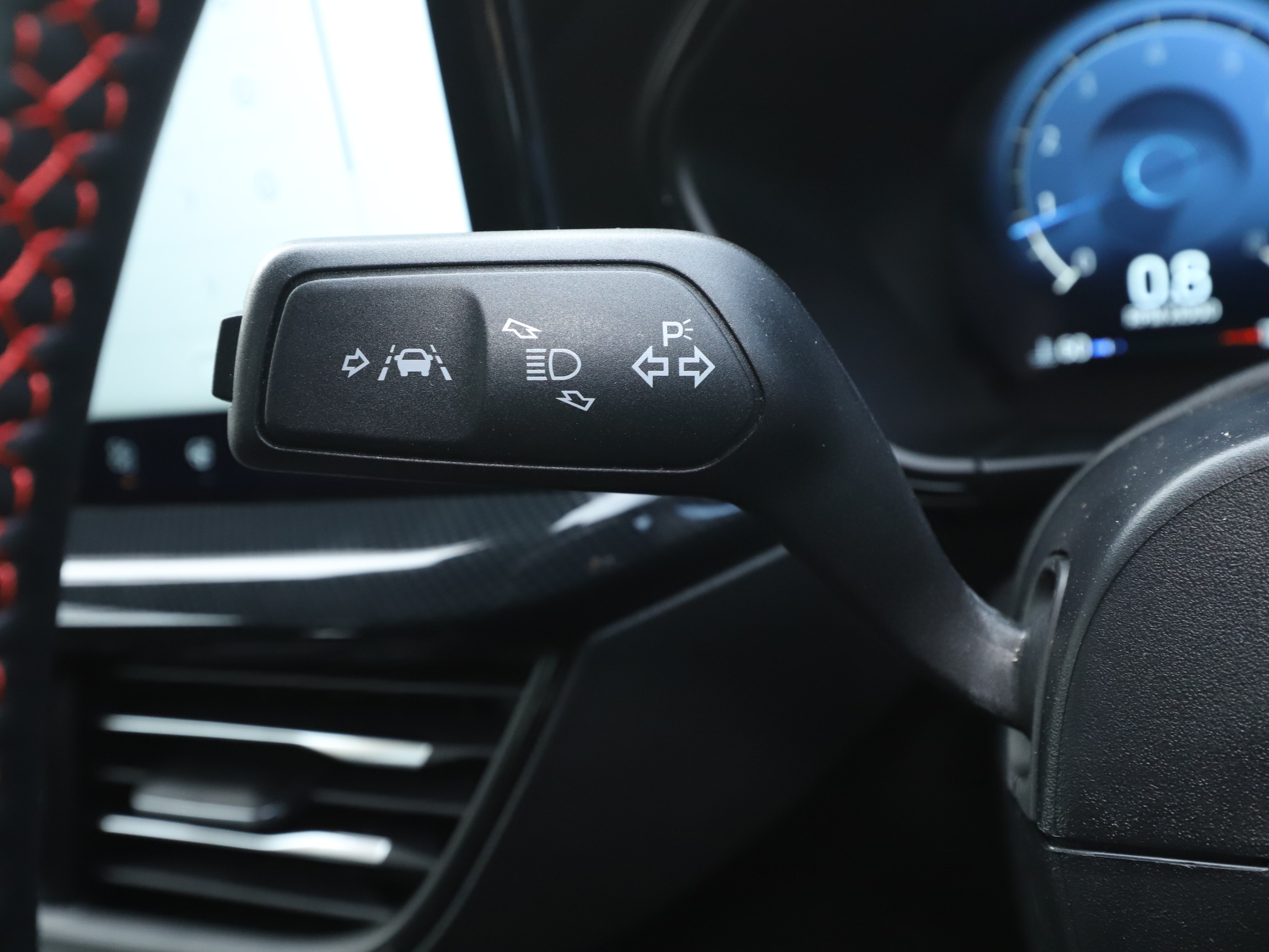 ECOBOOST HYBRID MHEV 155