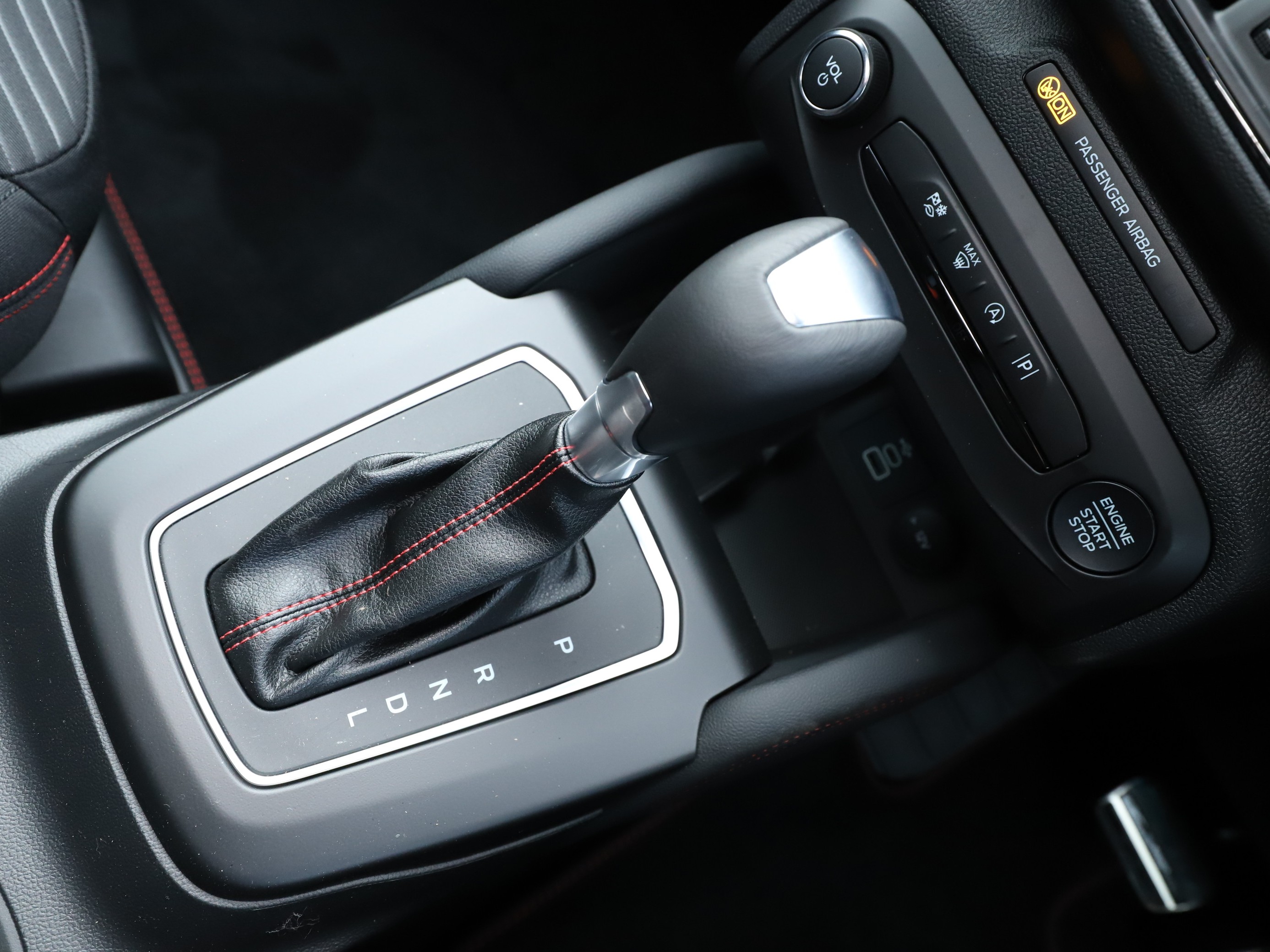 ECOBOOST HYBRID MHEV 155