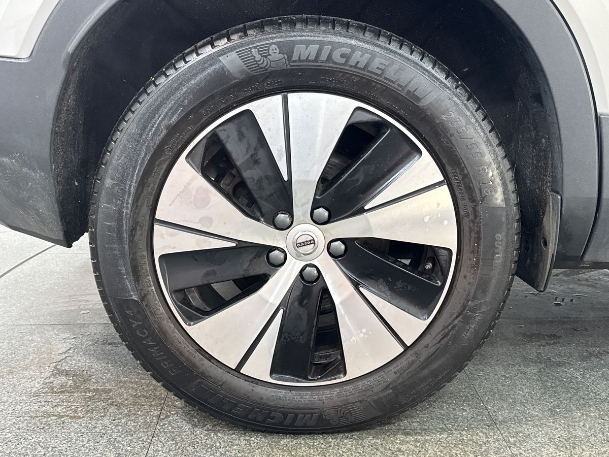 T4 RECHARGE PHEV DARK