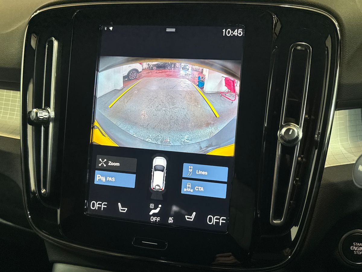 T4 RECHARGE PHEV DARK