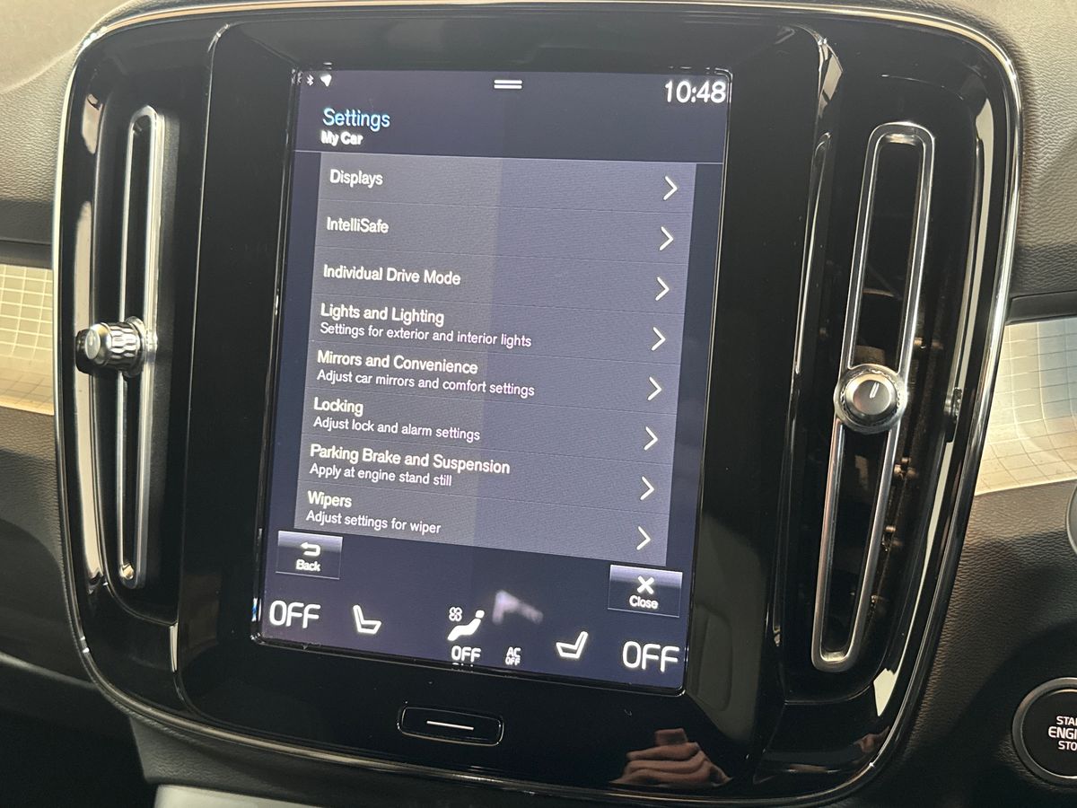 T4 RECHARGE PHEV DARK