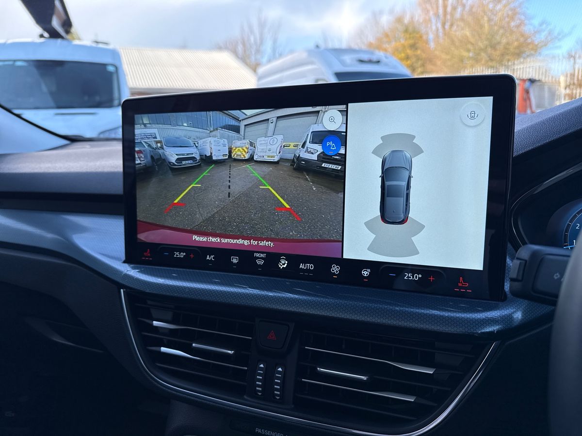 ECOBOOST HYBRID MHEV 155