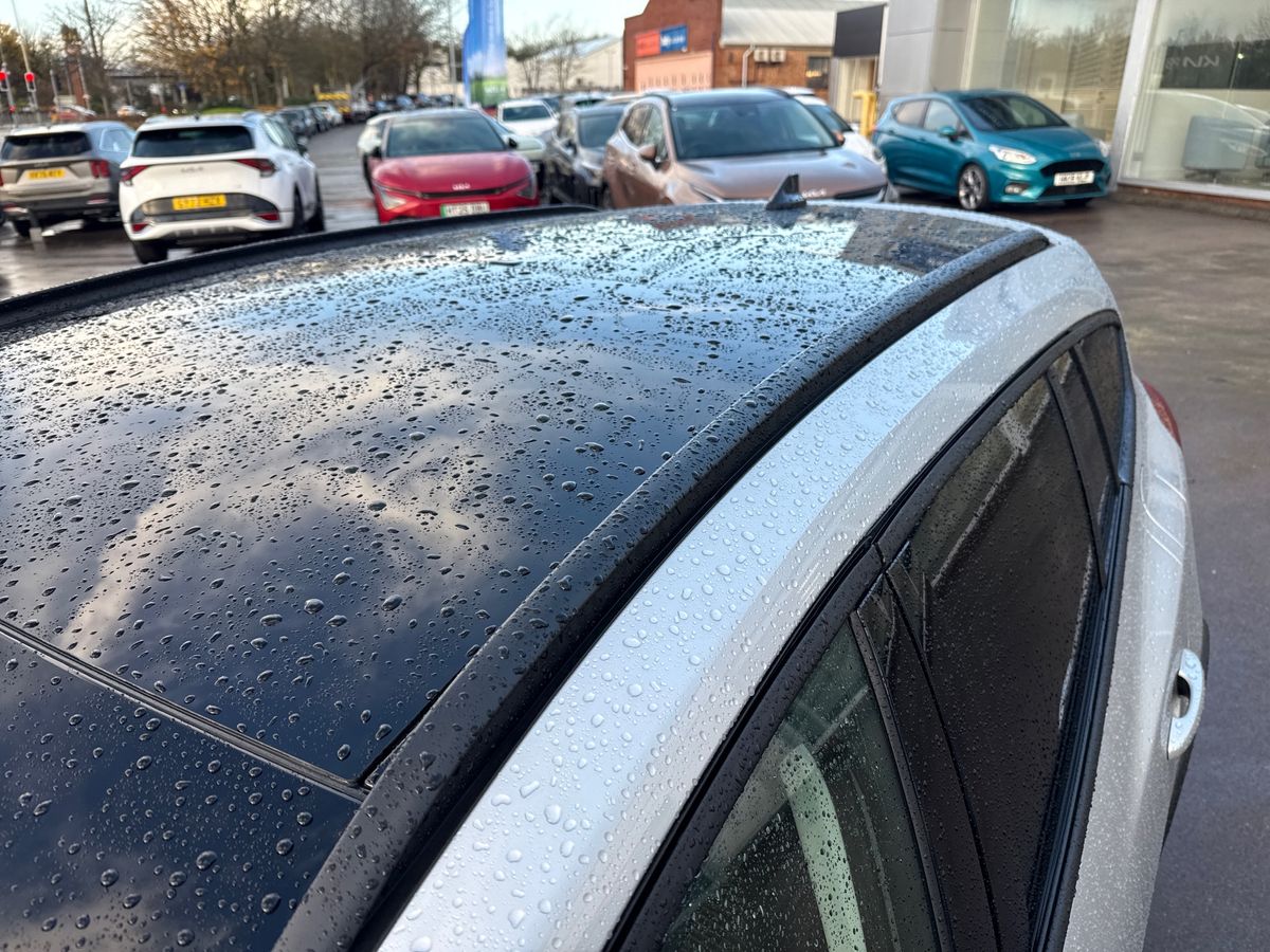 ECOBOOST HYBRID MHEV 155