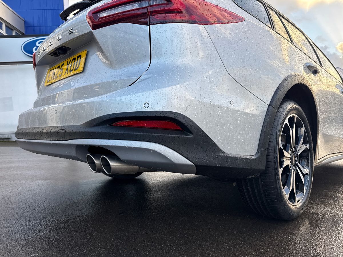 ECOBOOST HYBRID MHEV 155