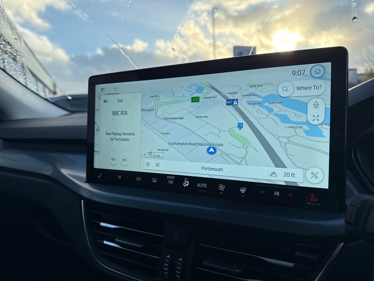 ECOBOOST HYBRID MHEV 155