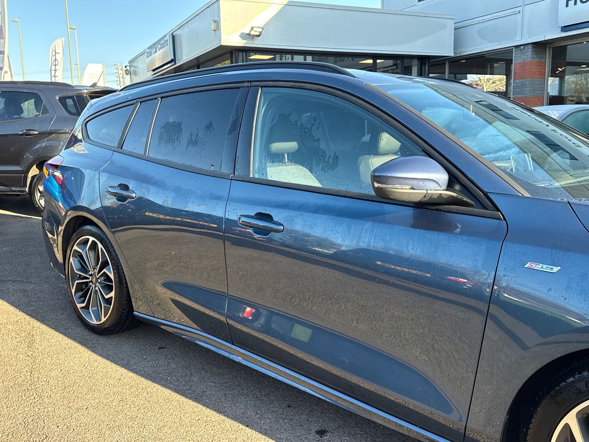 ECOBOOST HYBRID MHEV 155