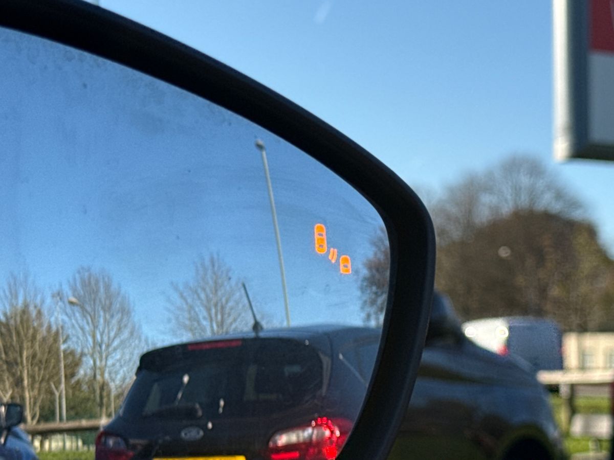 ECOBOOST HYBRID MHEV 155