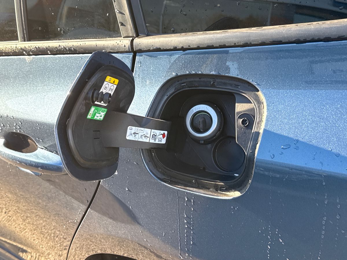 ECOBOOST HYBRID MHEV 155