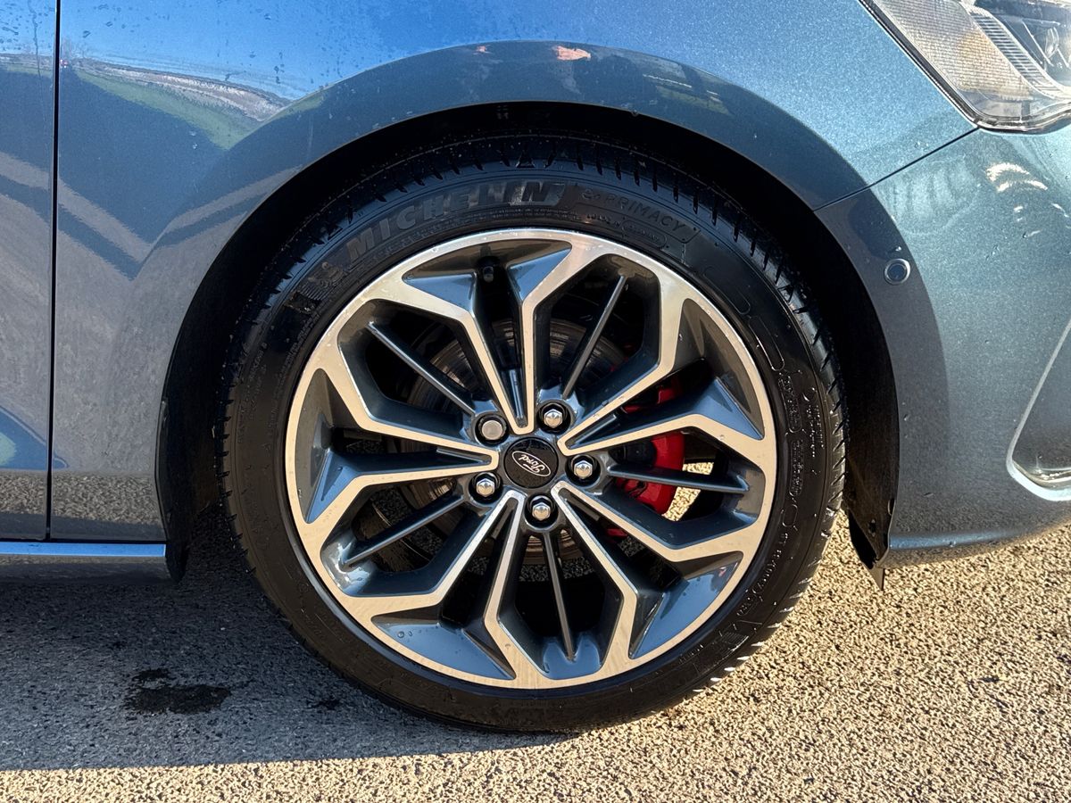 ECOBOOST HYBRID MHEV 155