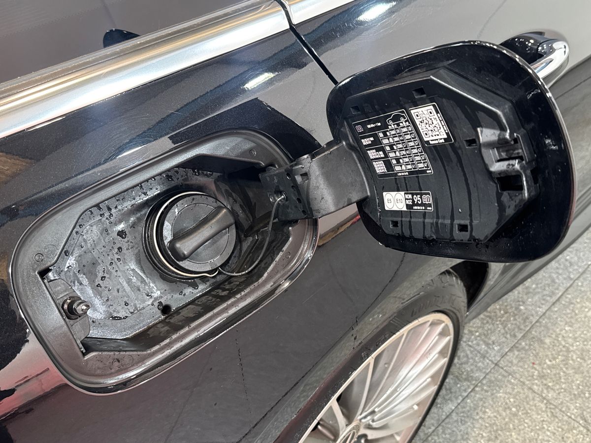 C200 PREMIUM 9G-TRONIC