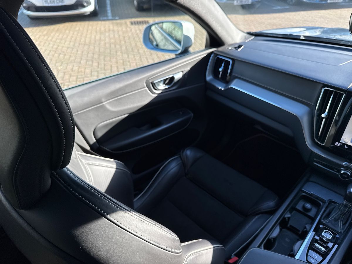 T5 250 AWD GEARTRONIC