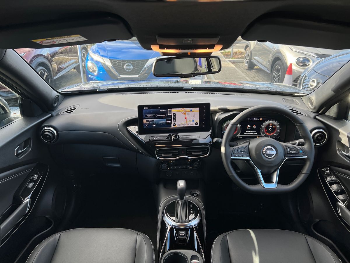NISSAN JUKE 1.6 HYBRID TEKNA AUTOMATIC HYBRID 4,717 MILES 2025 NISSAN SOUTHAMPTON PRICE 21,699...