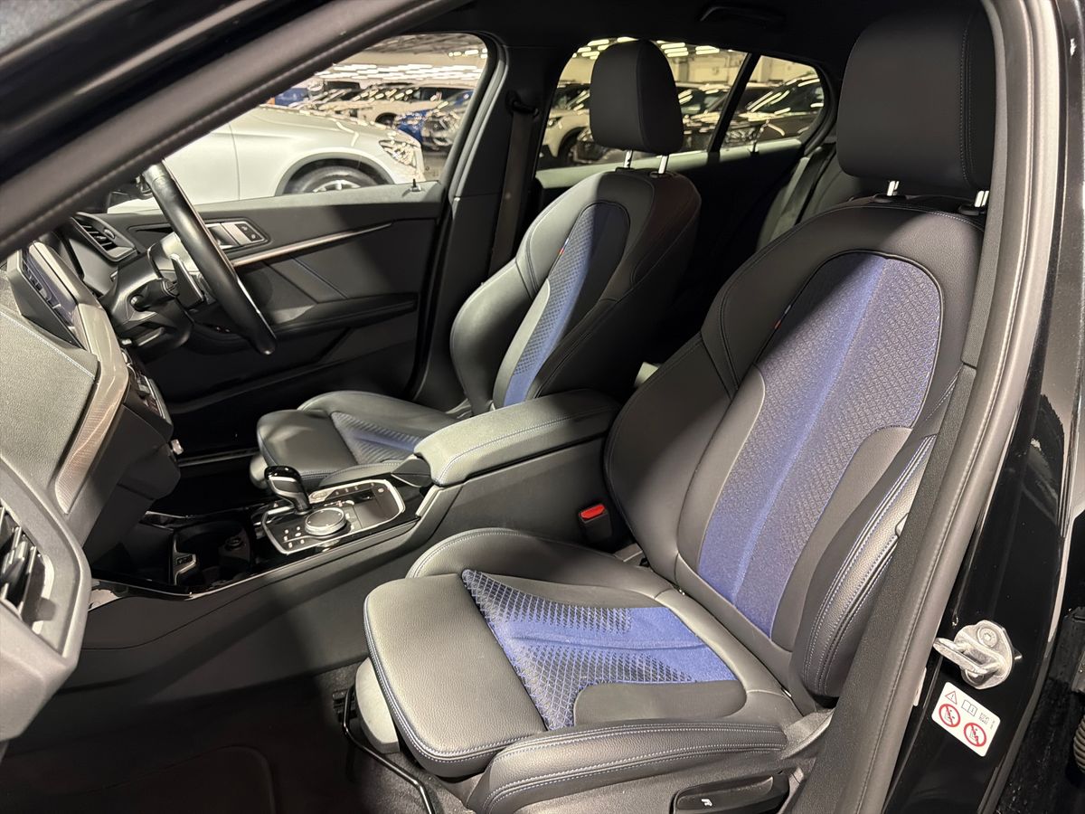 118D STEP LIVE COCKPIT PRO