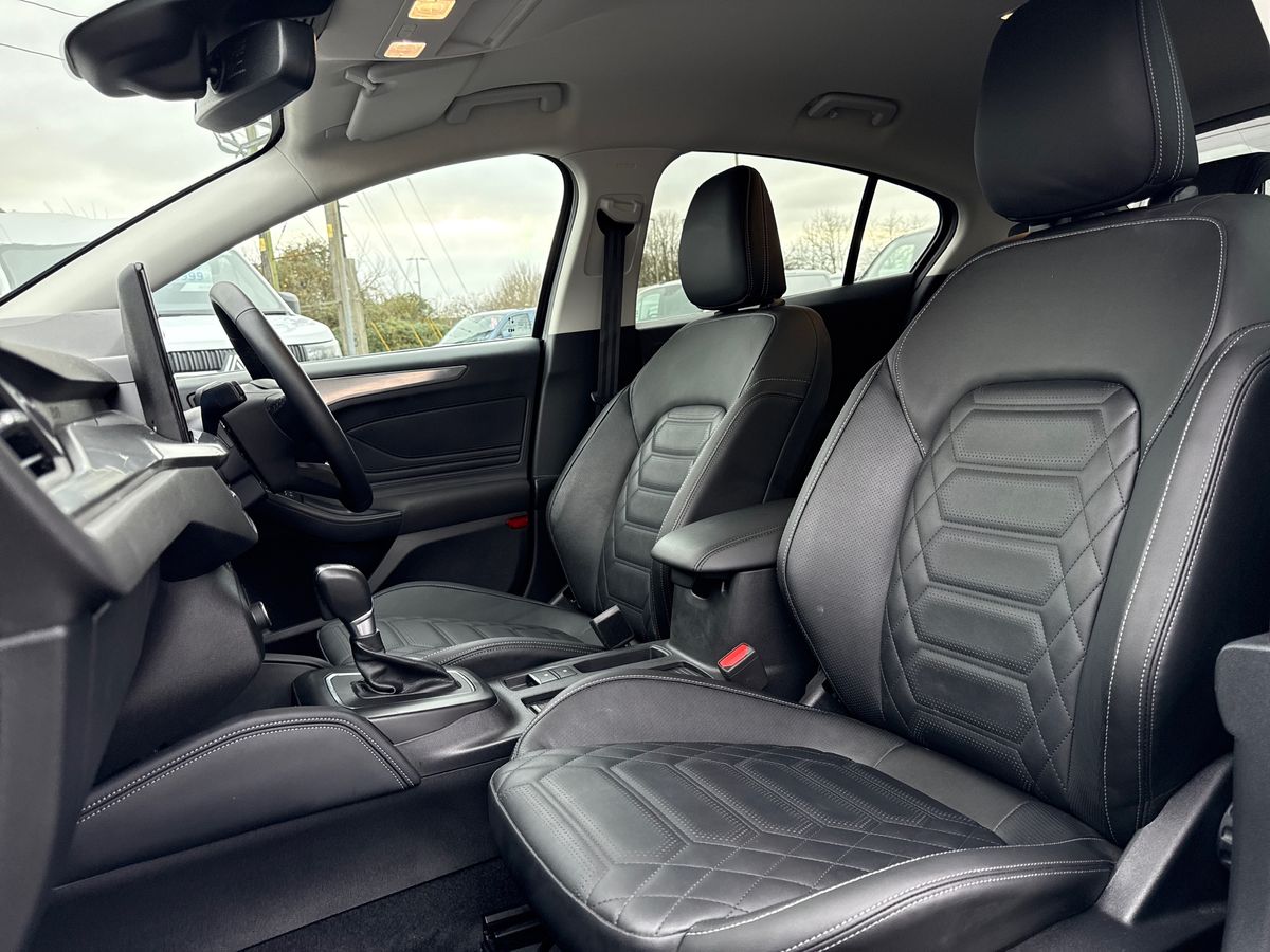 ECOBOOST HYBRID MHEV 155