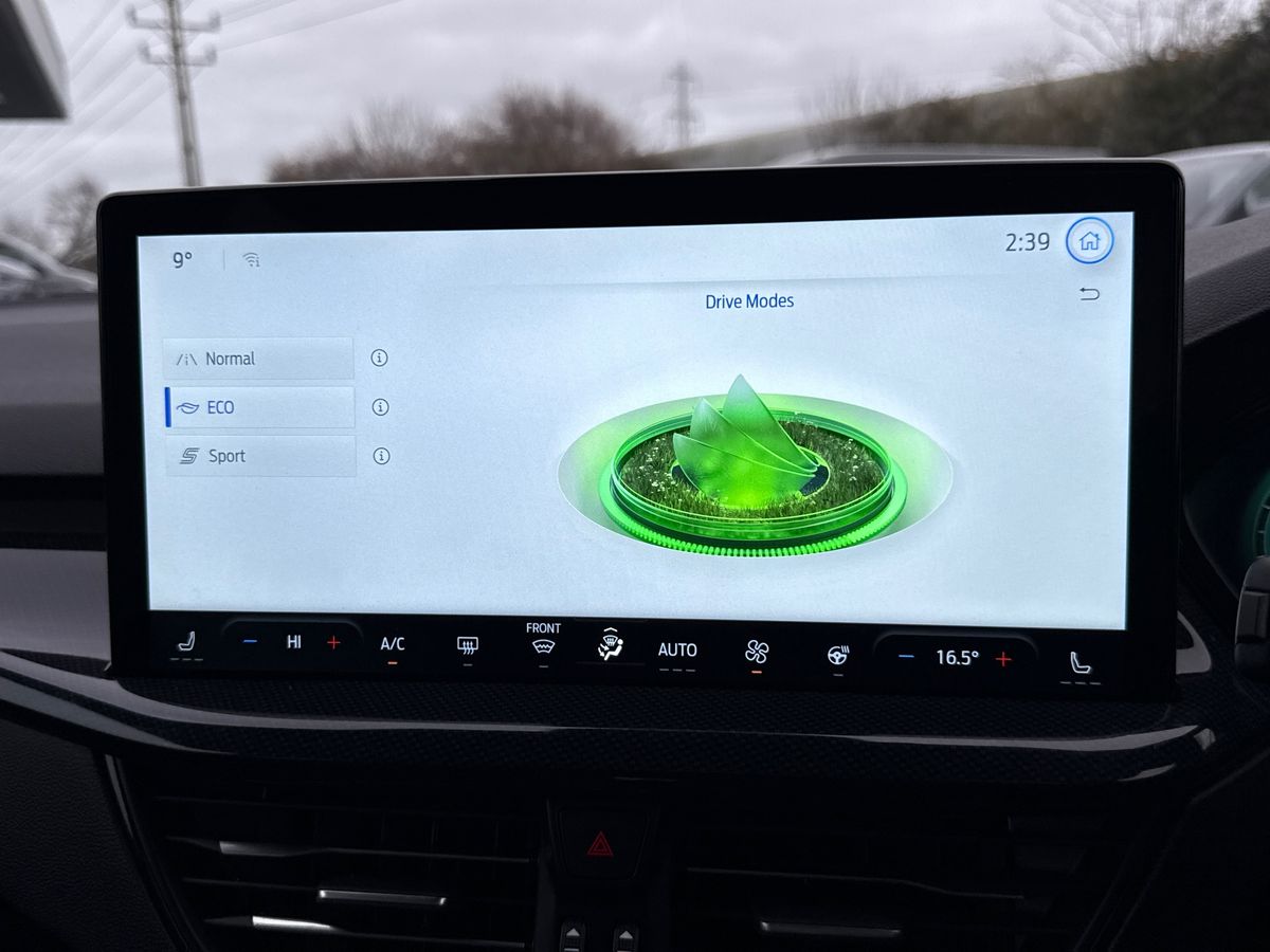 ECOBOOST HYBRID MHEV 155