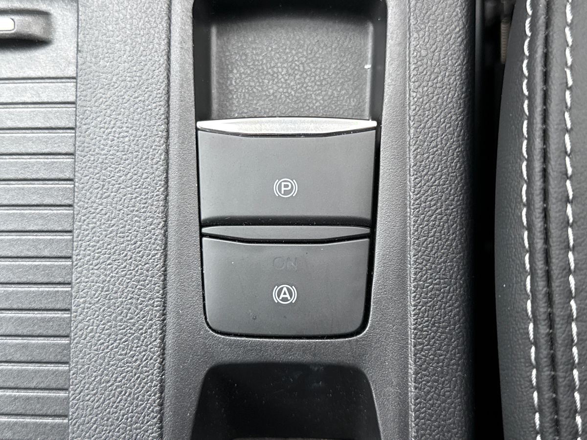 ECOBOOST HYBRID MHEV 155