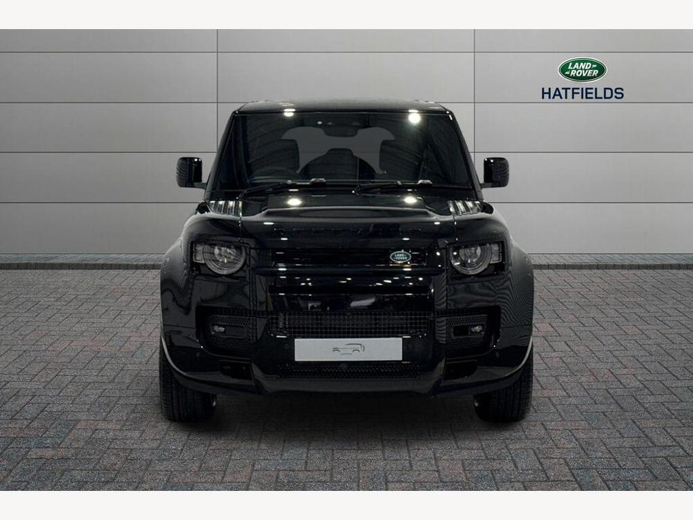 LAND ROVER DEFENDER 110