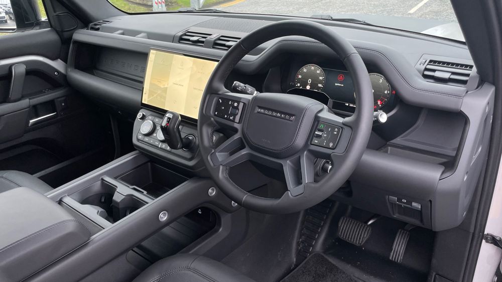 LAND ROVER DEFENDER