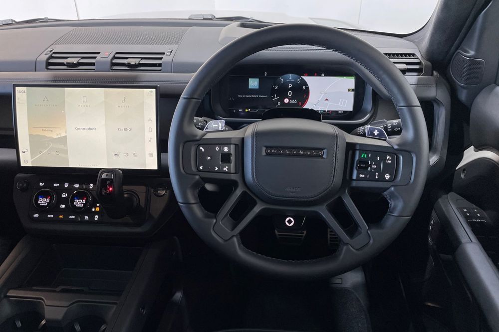 LAND ROVER DEFENDER