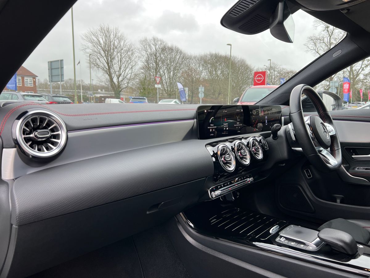 CLA 220D EXECUTIVE TIP