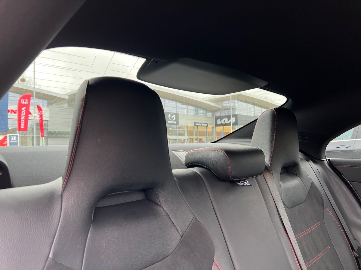 CLA 220D EXECUTIVE TIP