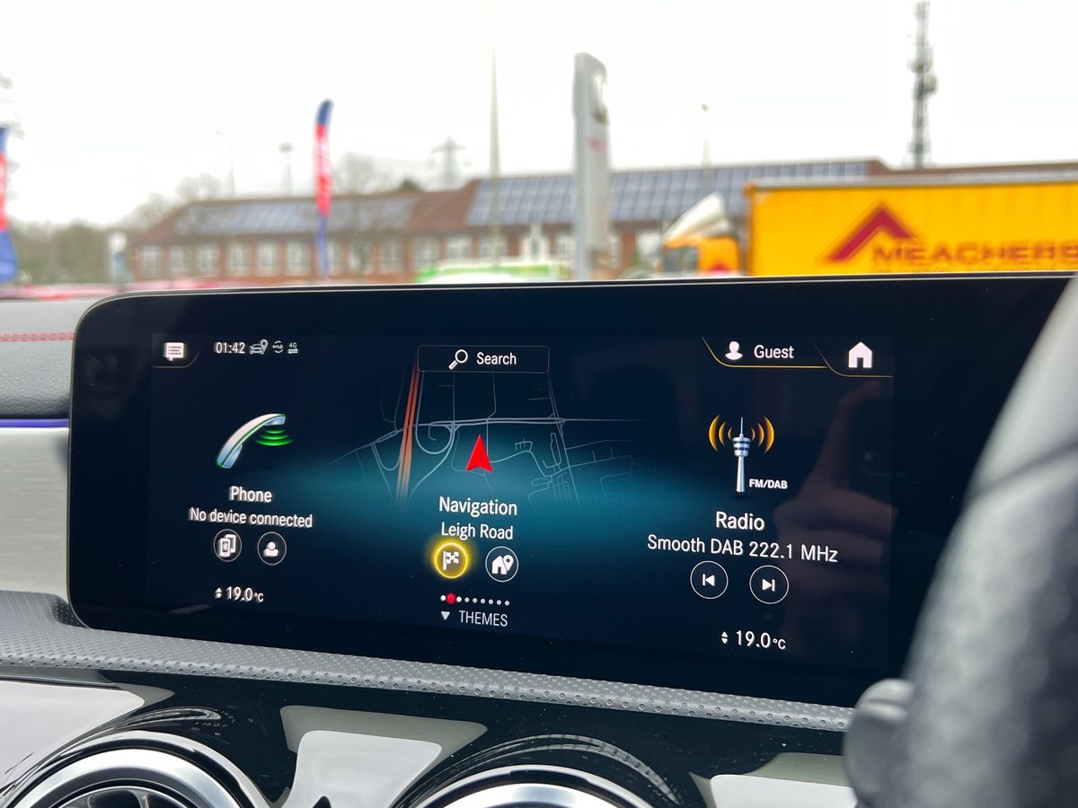 CLA 220D EXECUTIVE TIP