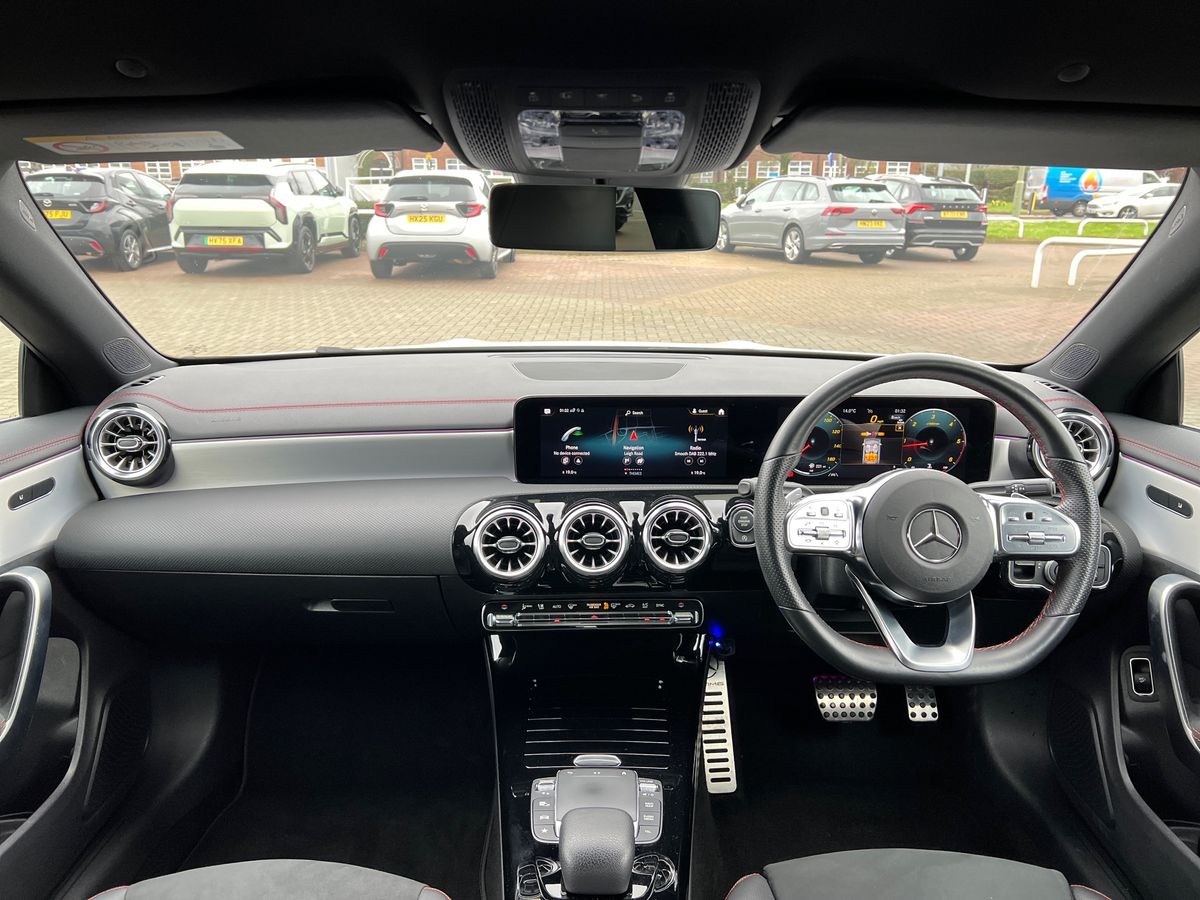 CLA 220D EXECUTIVE TIP