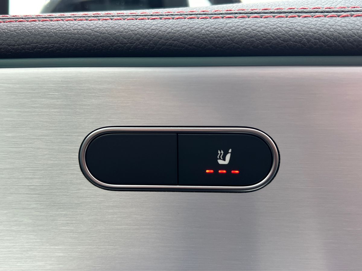 CLA 220D EXECUTIVE TIP