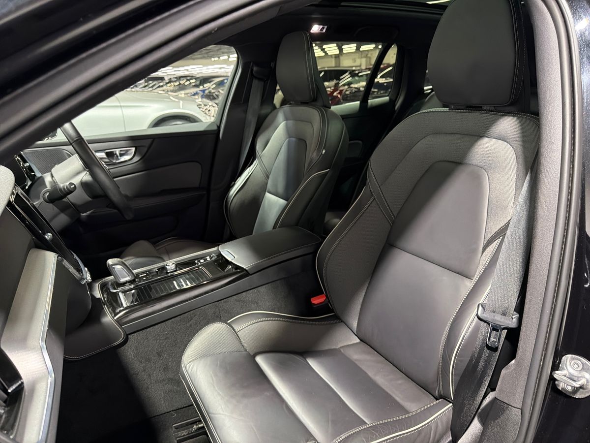 T6 350 RECHARGE PHEV AWD