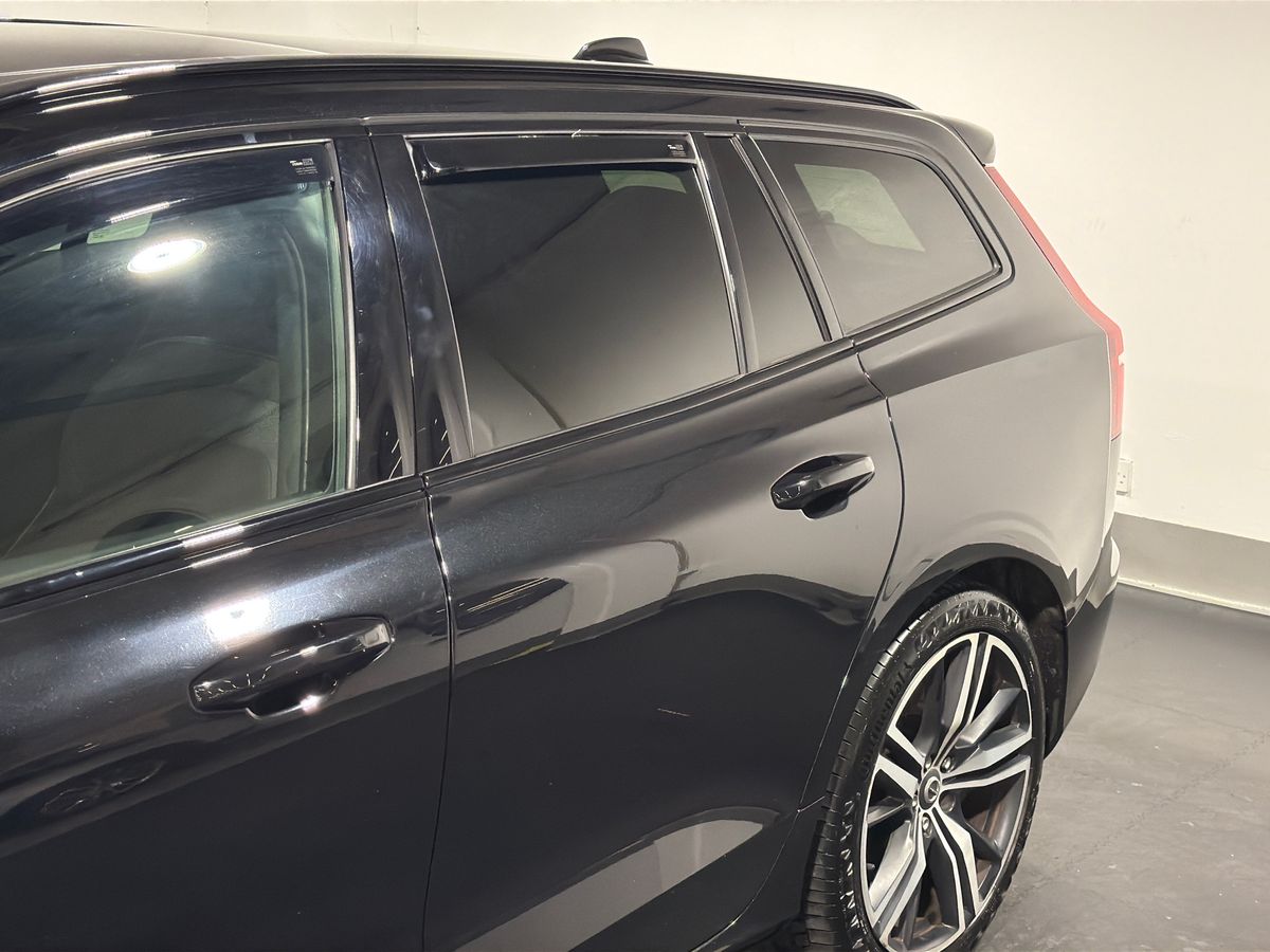 T6 350 RECHARGE PHEV AWD