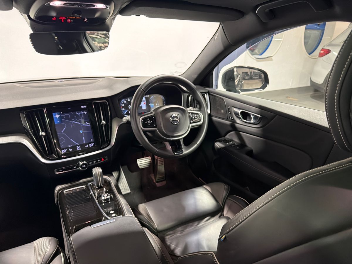 T6 350 RECHARGE PHEV AWD