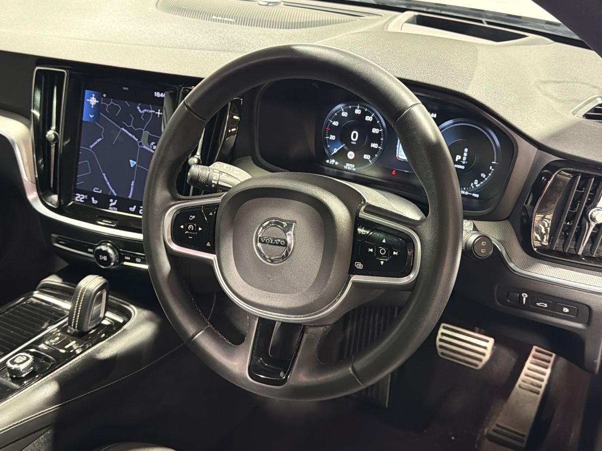 T6 350 RECHARGE PHEV AWD