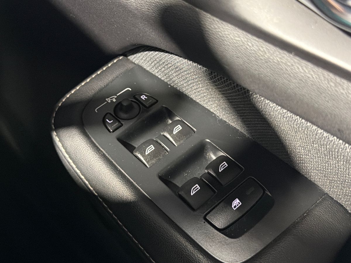 T6 350 RECHARGE PHEV AWD