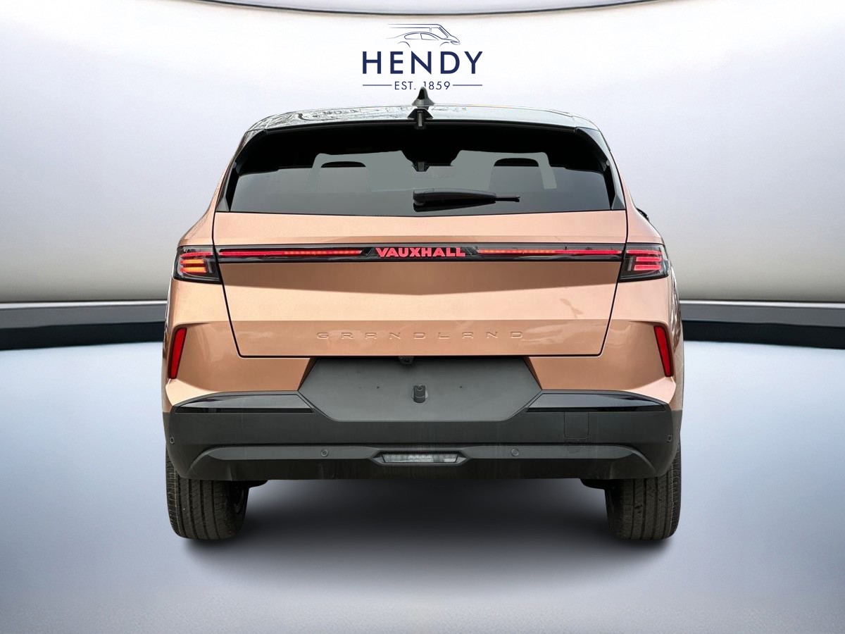 HYBRID 145 E-DCT6 FIXED ROOF