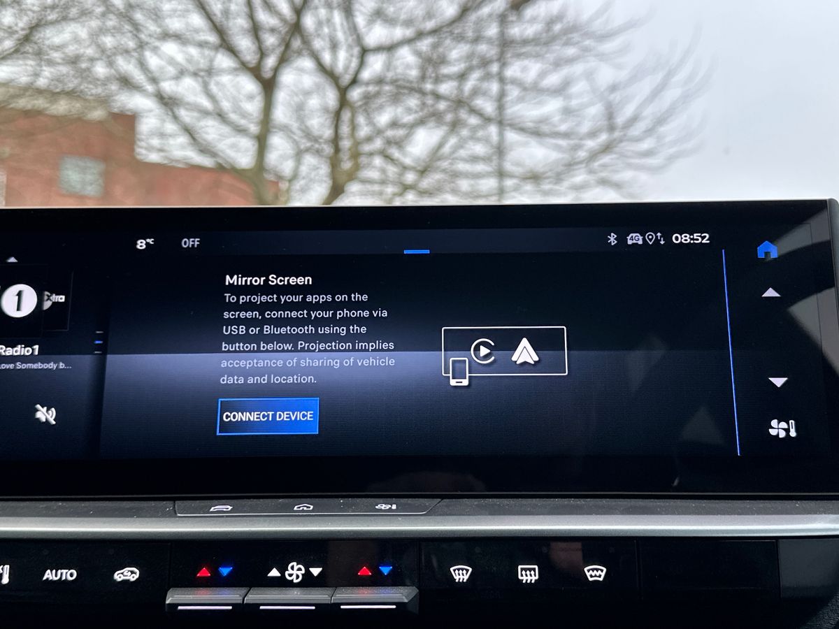 HYBRID 145 E-DCT6 FIXED ROOF